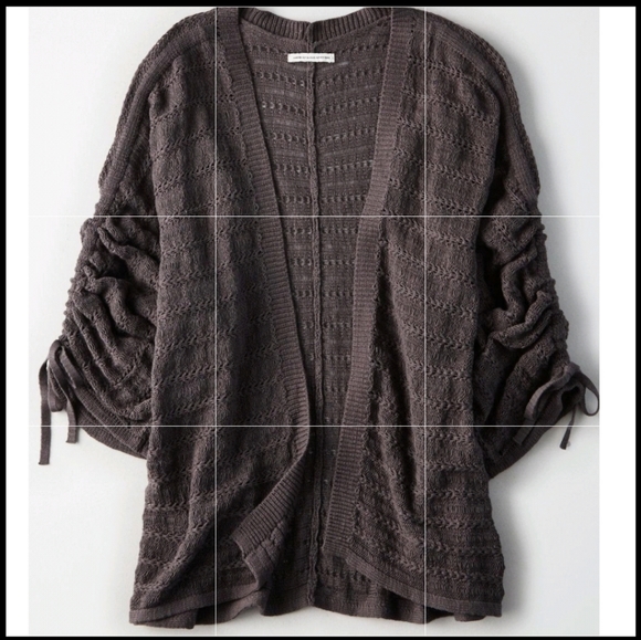 American Eagle Outfitters Sweaters - AE AMERICAN EAGLE OUTFITTERS KNITTED CARDIGAN MEDIUM OVERSIZED